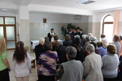 „Speranţe pentru vârsta a treia” – slujire social-misionară  în parohia Pogorârea Duhului Sfânt din Galaţi – fotografia 7