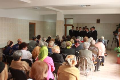 „Speranţe pentru vârsta a treia” – slujire social-misionară  în parohia Pogorârea Duhului Sfânt din Galaţi – fotografia 9