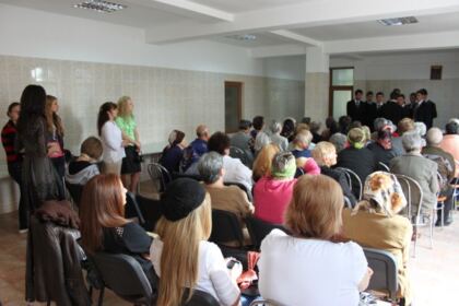 „Speranţe pentru vârsta a treia” – slujire social-misionară  în parohia Pogorârea Duhului Sfânt din Galaţi – fotografia 14