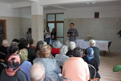 „Speranţe pentru vârsta a treia” – slujire social-misionară  în parohia Pogorârea Duhului Sfânt din Galaţi – fotografia 15