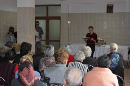 „Speranţe pentru vârsta a treia” – slujire social-misionară  în parohia Pogorârea Duhului Sfânt din Galaţi – fotografia 16