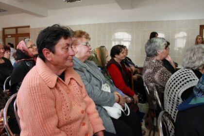 „Speranţe pentru vârsta a treia” – slujire social-misionară  în parohia Pogorârea Duhului Sfânt din Galaţi – fotografia 18