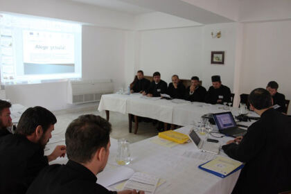 Sesiune de formare în cadrul programului „Alege şcoala” – fotografia 2