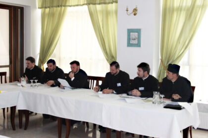 Sesiune de formare în cadrul programului „Alege şcoala” – fotografia 4