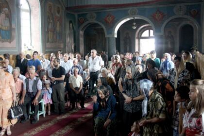 Cea de-a XVI-a ediţie a taberei de tineret din parohia Viziru de Jos, judeţul Brăila – fotografia 11