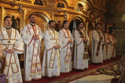 Praznicul Naşterii Domnului la Catedrala Arhiepiscopală din Galaţi – fotografia 9
