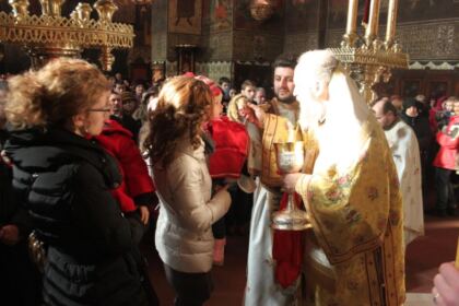 Praznicul Naşterii Domnului la Catedrala Arhiepiscopală din Galaţi – fotografia 10