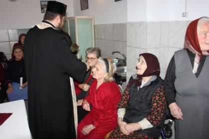 Programul social-filantropic „În cătarea celor trişti şi singuri“, la Brăila – fotografia 7