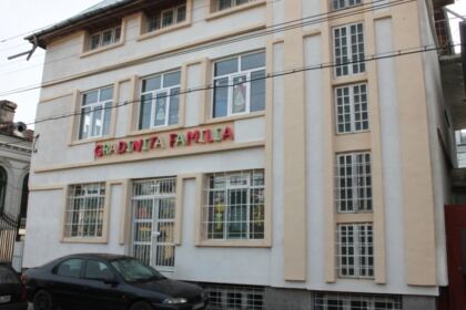 Serbare dedicată Sfântului Nicolae la Grădiniţa parohială „Familia“ din Brăila – fotografia 1