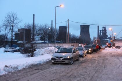 Eparhia Dunării de Jos continuă acţiunile filantropice pentru sinistraţi – fotografia 1
