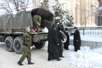 Eparhia Dunării de Jos continuă acţiunile filantropice pentru sinistraţi – fotografia 3