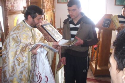 Activităţi filatropice în Arhiepiscopia Dunării de Jos, la Duminica Înfricoşătoarei Judecăţi – fotografia 15