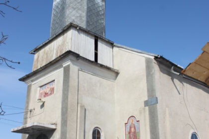 Arhiepiscopia Dunării de Jos sprijină familiilor afectate de căderile masive de zăpadă din Arhiepiscopia Buzăului şi Vrancei – fotografia 14