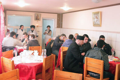 Sărbătoarea „Închinării cinstitului lanț al Sf.Ap. Petru” în Arhiepiscopia Dunării de Jos – fotografia 21
