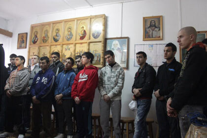 Sărbătoarea „Închinării cinstitului lanț al Sf.Ap. Petru” în Arhiepiscopia Dunării de Jos – fotografia 3