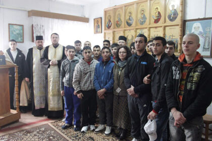 Sărbătoarea „Închinării cinstitului lanț al Sf.Ap. Petru” în Arhiepiscopia Dunării de Jos – fotografia 12