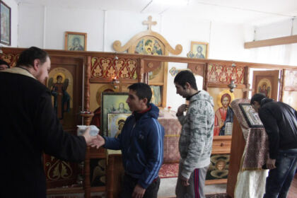 Sărbătoarea „Închinării cinstitului lanț al Sf.Ap. Petru” în Arhiepiscopia Dunării de Jos – fotografia 17