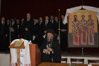 Ceremonia de rânduire a Colegiului Naţional ”Vasile Alecsandri” sub patronajul spiritual al Sfinţilor Trei Ierarhi – fotografia 3