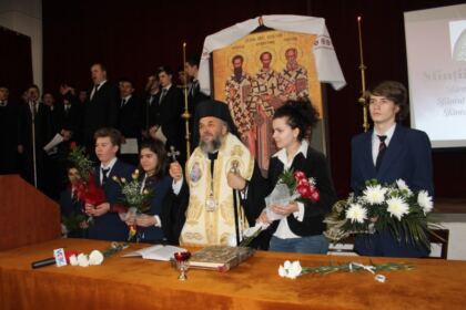 Ceremonia de rânduire a Colegiului Naţional ”Vasile Alecsandri” sub patronajul spiritual al Sfinţilor Trei Ierarhi – fotografia 7