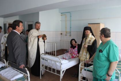 Hramul capelei Spitalul de Urgenţă pentru Copii „Sf. Doctori fără de Arginţi Chir şi Ioan” din Galaţi – fotografia 11