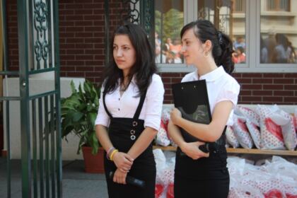 Manifestări cultural-artistice de Ziua Copilului la Aşezământul „Sfântul Vasile cel Mare“ din municipiul Galaţi, la Grădiniţa „Familia“ şi la Penitenciarul de Minori şi Tineri din Brăila – fotografia 4