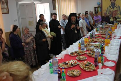 Manifestări cultural-artistice de Ziua Copilului la Aşezământul „Sfântul Vasile cel Mare“ din municipiul Galaţi, la Grădiniţa „Familia“ şi la Penitenciarul de Minori şi Tineri din Brăila – fotografia 19