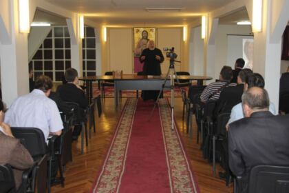 Conferinţa „Ipostaze interpretative ale muzicii psaltice“, la Galaţi – fotografia 1