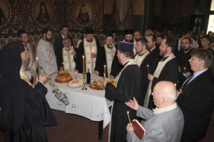 Simpozionul Naţional Studenţesc „Episcopul Melchisedec Ştefănescu – 120 de ani de la trecerea la cele veşnice“ – fotografia 4