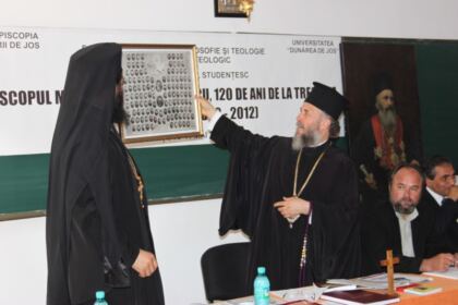 Simpozionul Naţional Studenţesc „Episcopul Melchisedec Ştefănescu – 120 de ani de la trecerea la cele veşnice“ – fotografia 14
