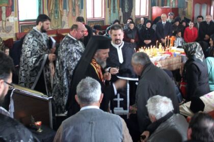 Slujire misionară şi social filantropică în parohiile Câineni şi Plăsoiu, Protoieria Făurei, judeţul Brăila – fotografia 15