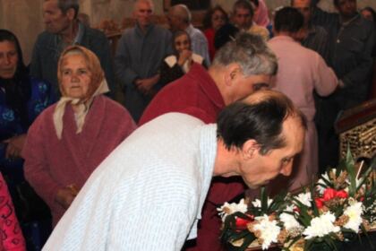Activităţi social filantropice, la Duminica Sfintei Cruci, în Arhiepiscopia Dunării de Jos – fotografia 12