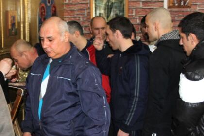Activităţi social filantropice, la Duminica Sfintei Cruci, în Arhiepiscopia Dunării de Jos – fotografia 20