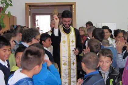 Hramul Centrului de asistenţă medicală „Sfinţii Doctori fără de Arginţi Cosma şi Damian” din Galaţi – fotografia 6