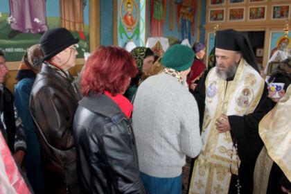 Sfântul Maslu şi caravană medicală, în parohia Berteştii de Jos – fotografia 7