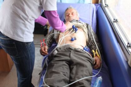Sfântul Maslu şi caravană medicală, în parohia Berteştii de Jos – fotografia 16
