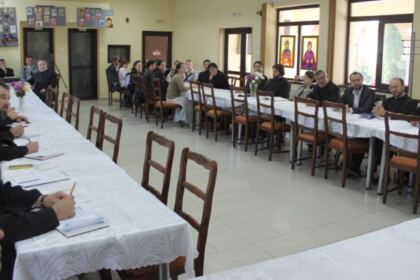 Întrunirea coordonatorilor centrelor sociale, a asistenţilor şi lucrătorilor sociali din Arhiepiscopia Dunării de Jos – fotografia 6