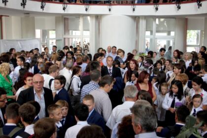 Deschiderea noului an şcolar la Colegiul Naţional „Vasile Alecsandri“, din Galaţi – fotografia 2