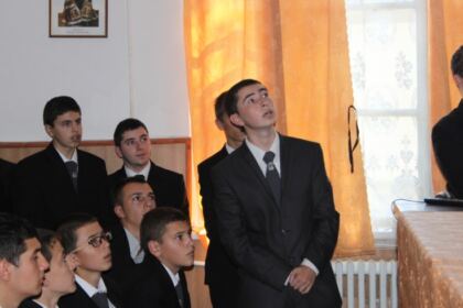Colocviu şi lecturi din şi despre opera Sfântului Antim Ivireanul la Seminarul Teologic „Sfântul Apostol Andrei“ din Galaţi – fotografia 6