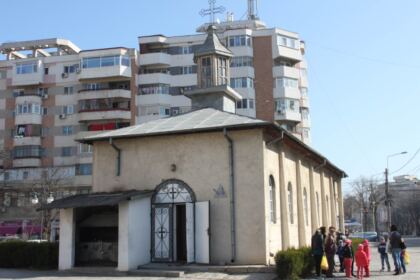 „Să oferim cu dragoste“ – proiect social filantropic în cadrul programului „Să ştii mai multe, să fii mai bun“ – fotografia 2