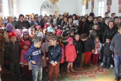 „Să oferim cu dragoste“ – proiect social filantropic în cadrul programului „Să ştii mai multe, să fii mai bun“ – fotografia 8