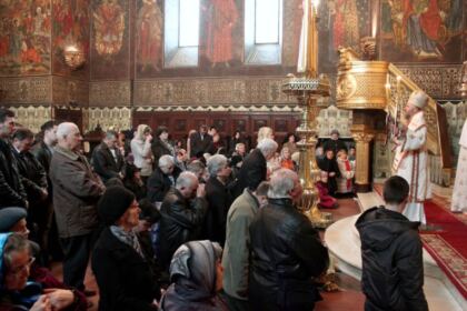Activităţi social-filantropice în Duminica Sfintei Cruci – fotografia 12
