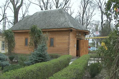 Activităţi social-filantropice în Duminica Sfintei Cruci – fotografia 15