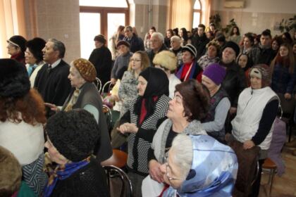 Serbare tradiţională la la Centrul multifuncţional de servicii sociale „Speranţe pentru vârsta a III-a“ din Galaţi – fotografia 7