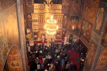 Praznicul Naşterii Domnului sărbătorit la Galaţi – fotografia 1