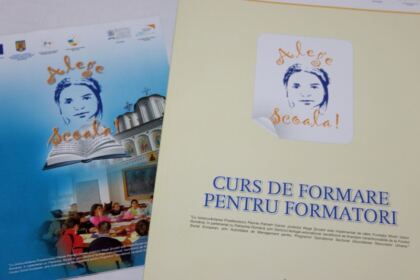 Sesiune de formare în cadrul proiectului „Alege Şcoala!“ în Arhiepiscopia Dunării de Jos – fotografia 4