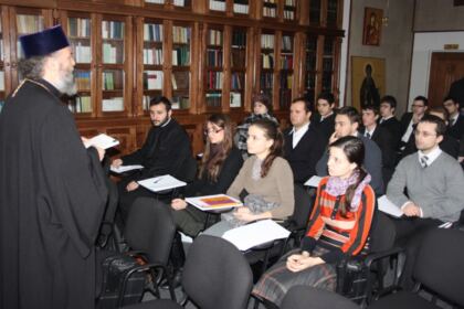 Concursul Naţional „Părintele Dumitru Stăniloae – 110 ani de la naştere şi 20 de ani de la trecerea la cele veşnice“, în Arhiepiscopia Dunării de Jos – fotografia 9