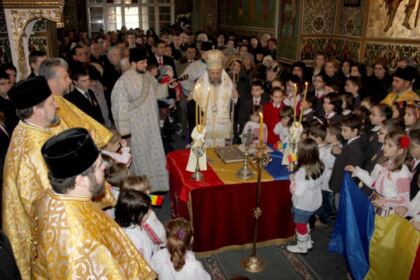 Torţele aprinse ale Unirii Principatelor Române în Eparhia Dunării de Jos – fotografia 6