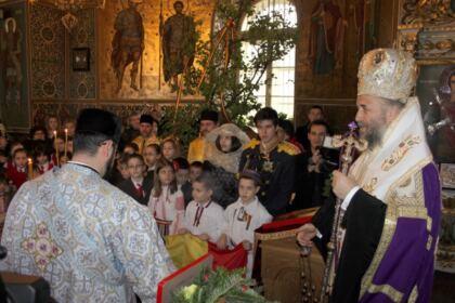 Torţele aprinse ale Unirii Principatelor Române în Eparhia Dunării de Jos – fotografia 7