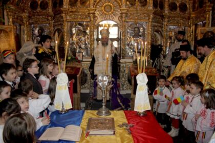 Torţele aprinse ale Unirii Principatelor Române în Eparhia Dunării de Jos – fotografia 8
