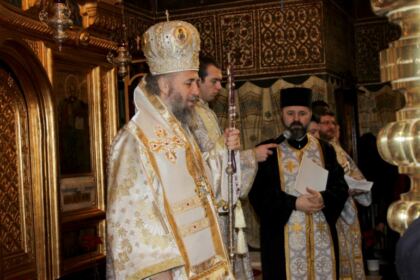 Premierea câştigătorilor Concursului Naţional „Părintele Dumitru Stăniloae“ în Arhiepiscopia Dunării de Jos – fotografia 1
